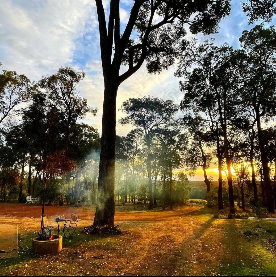 Jarrah Glen Cabins Nannup Eksteriør billede