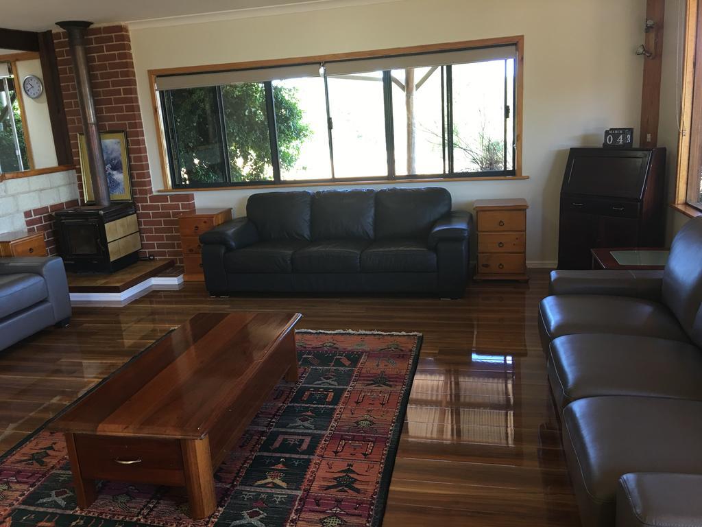 Jarrah Glen Cabins Nannup Eksteriør billede